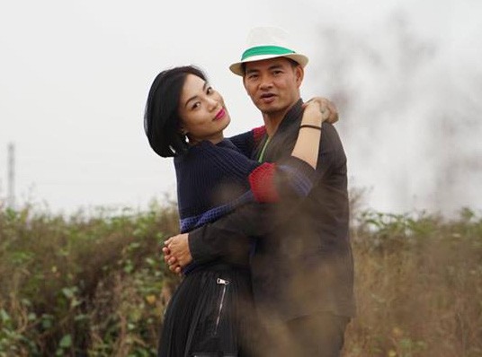 Vợ Xu&acirc;n Bắc khoe hạnh ph&uacute;c b&ecirc;n chồng sau &ldquo;s&oacute;ng gi&oacute;&rdquo; - Ảnh 14.