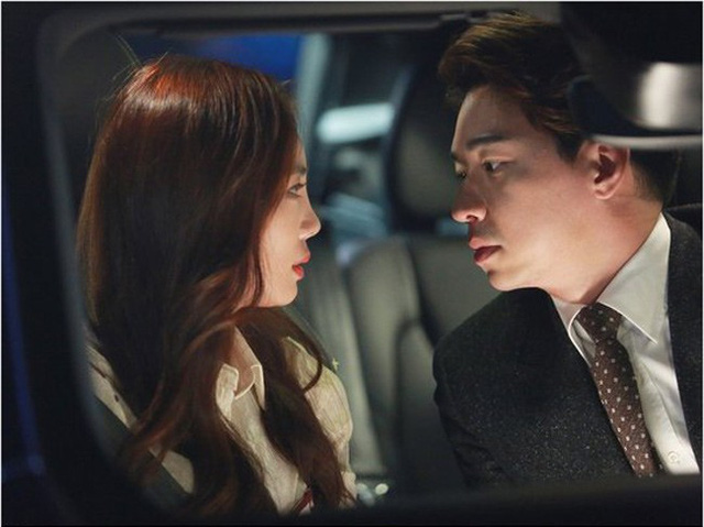 Những người đẹp một ph&uacute;t nổi như cồn nhờ cảnh khoe th&acirc;n - Ảnh 44.