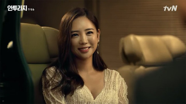 Những người đẹp một ph&uacute;t nổi như cồn nhờ cảnh khoe th&acirc;n - Ảnh 46.