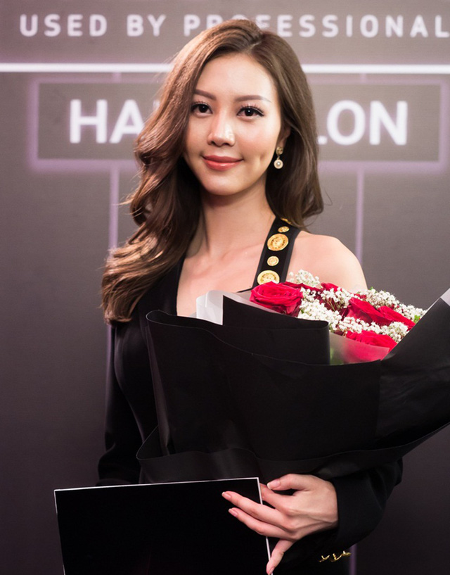 Kỳ Duyên đánh bại Phạm Hương, Minh Tú đưa học trò trở thành Quán quân “Vẻ đẹp thương hiệu” - Ảnh 20. Kỳ Duyên đánh bại Phạm Hương, Minh Tú đưa học trò trở thành Quán quân “Vẻ đẹp thương hiệu” - Ảnh 20.