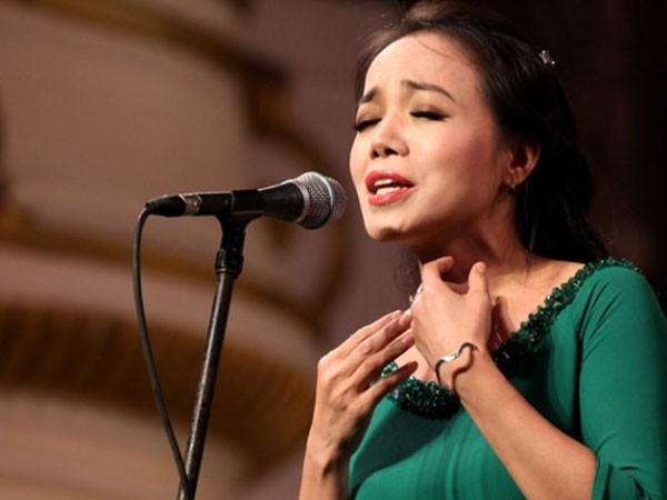 PGS,TS. Nguyễn Thị Nhung sẽ kể chuyện trong đêm nhạc Huy Du - Ảnh 6. PGS,TS. Nguyễn Thị Nhung sẽ kể chuyện trong đêm nhạc Huy Du - Ảnh 6.