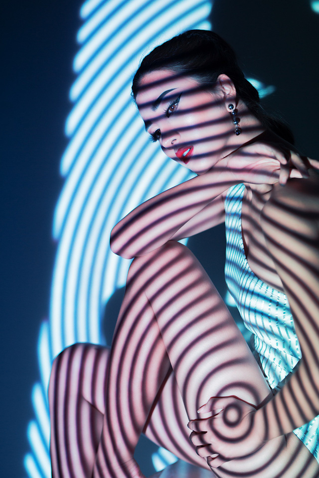 Bị ch&ecirc; xinh đẹp nhưng m&atilde;i mặc xấu, Kim Tuyến khoe v&ograve;ng 3 đẫy đ&agrave; - Ảnh 8.