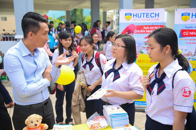 Đề án tuyển sinh Đại học chính quy năm 2018 dự kiến của HUTECH - Ảnh 4. Đề án tuyển sinh Đại học chính quy năm 2018 dự kiến của HUTECH - Ảnh 4.
