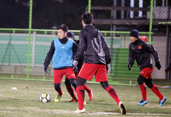 U23 Việt Nam thua s&aacute;t n&uacute;t U23 H&agrave;n Quốc - Ảnh 6.