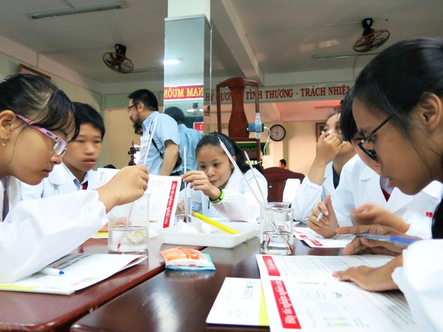 Môn Hóa học sẽ thế nào trong chương trình giáo dục phổ thông tổng thể? - Ảnh 2.