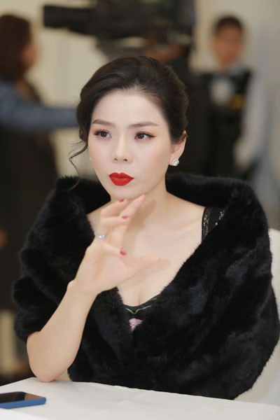 Lệ Quy&ecirc;n: &ldquo;Giọng h&aacute;t của t&ocirc;i kh&ocirc;ng ai thay thế được&rdquo; - Ảnh 2.