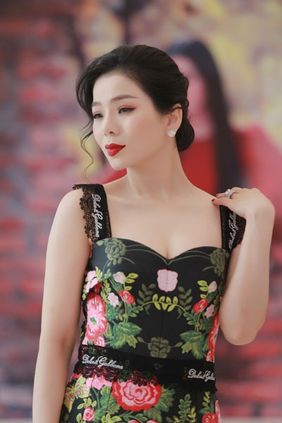 Lệ Quy&ecirc;n: &ldquo;Giọng h&aacute;t của t&ocirc;i kh&ocirc;ng ai thay thế được&rdquo; - Ảnh 6.