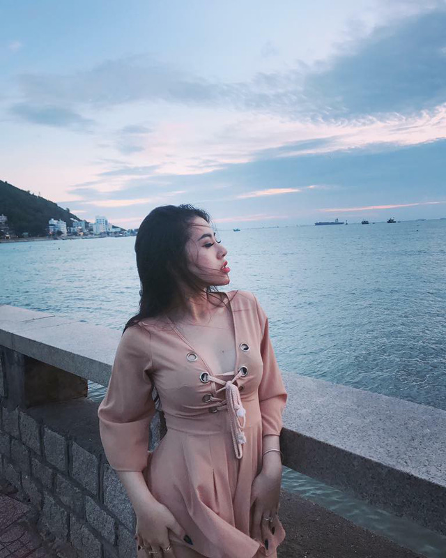 Cô giáo Anh văn xinh đẹp, biết 3 ngoại ngữ, 4 nhạc cụ - Ảnh 10.
