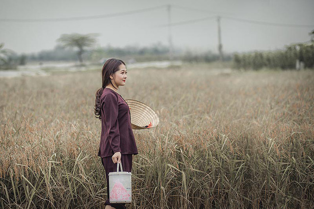 Xao xuyến vẻ đẹp của người con gái thôn quê - Ảnh 2. Xao xuyến vẻ đẹp của người con gái thôn quê - Ảnh 2.