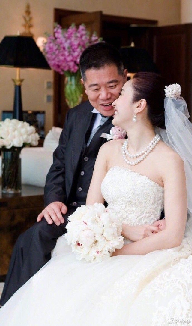 Nữ diễn vi&ecirc;n L&ecirc; Tư: &ldquo;T&igrave;nh y&ecirc;u c&oacute; thể rất đơn giản&rdquo; - Ảnh 2.