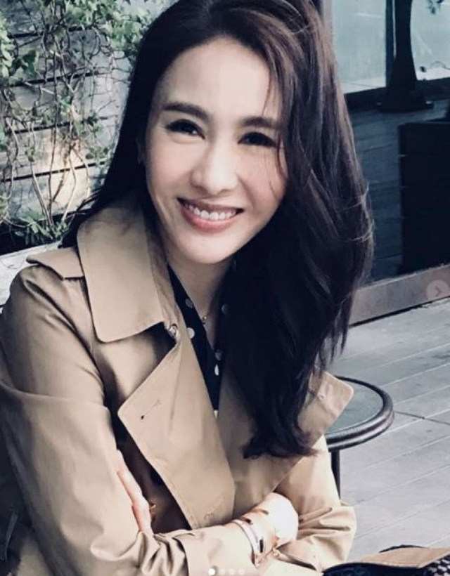 Nữ diễn vi&ecirc;n L&ecirc; Tư: &ldquo;T&igrave;nh y&ecirc;u c&oacute; thể rất đơn giản&rdquo; - Ảnh 10.