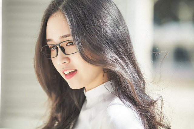 Nữ sinh 10X đẹp tựa &ldquo;thi&ecirc;n thần&rdquo; trong t&agrave; &aacute;o d&agrave;i trắng - Ảnh 20.