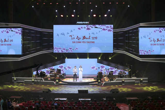 Đại nhạc hội tết An B&igrave;nh 2018: C&ugrave;ng sao Việt sải c&aacute;nh y&ecirc;u thương - Ảnh 10.