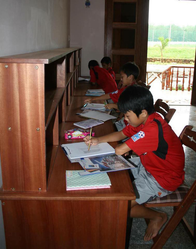 Cậu bé mắt híp đã dậy thì thành đội trưởng Xuân Trường của U23 thế nào? - Ảnh 16.