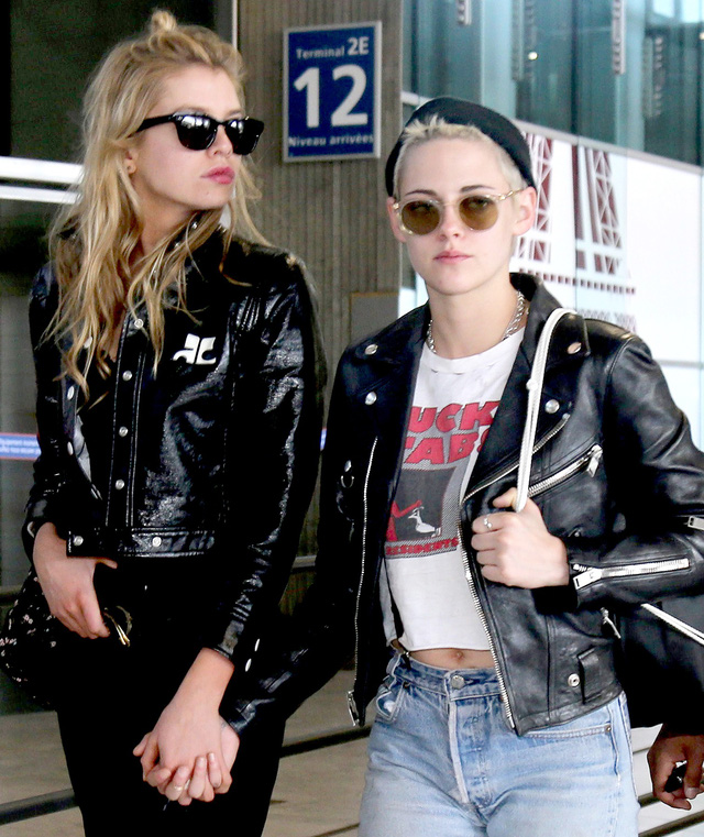 Kristen Stewart hạnh phúc bên người tình đồng giới - Ảnh 10. Kristen Stewart hạnh phúc bên người tình đồng giới - Ảnh 10.