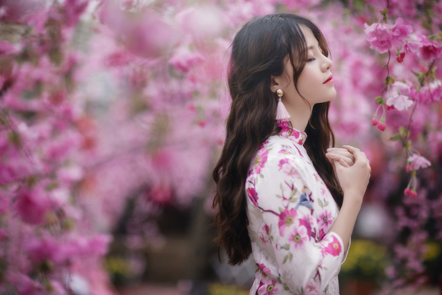 Búp bê tóc xoăn trường Ngoại thương xinh đẹp đón Xuân - Ảnh 12. Búp bê tóc xoăn trường Ngoại thương xinh đẹp đón Xuân - Ảnh 12.