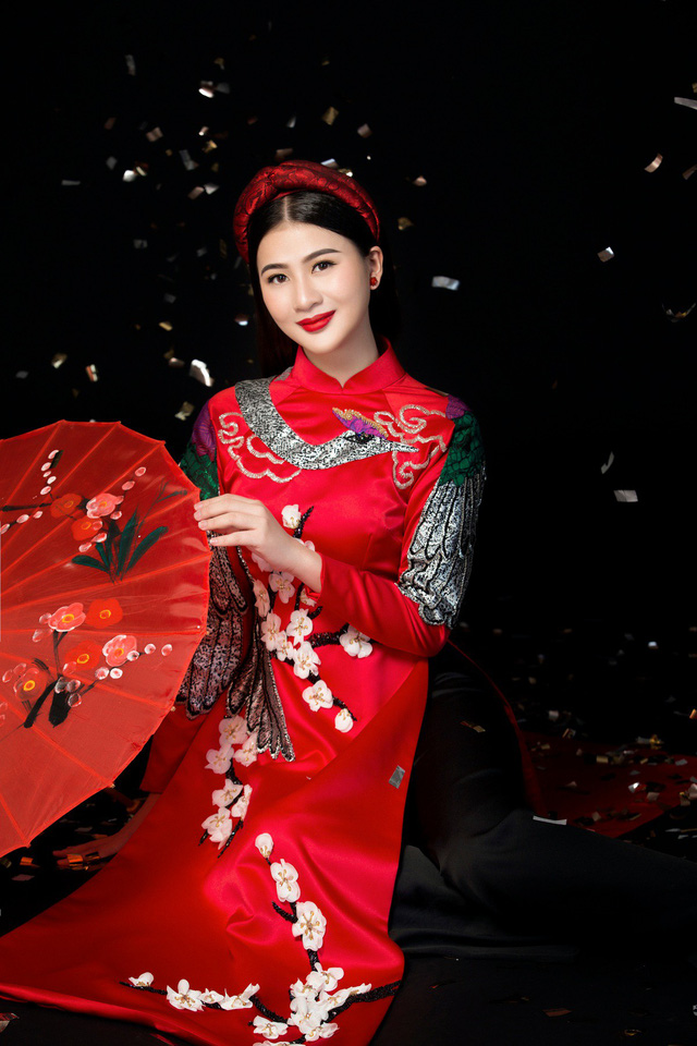 Ch&acirc;n d&agrave;i Việt gi&atilde;i b&agrave;y chuyện bị đại gia v&agrave; đồng nghiệp gạ t&igrave;nh đổi tiền - Ảnh 22.