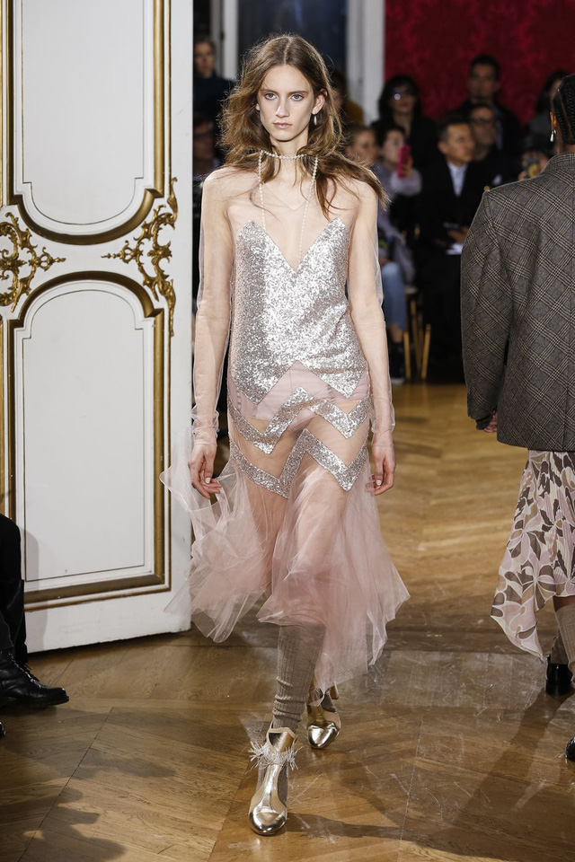 Những trang phục đẹp nhất tại tuần lễ thời trang Paris - Ảnh 24.