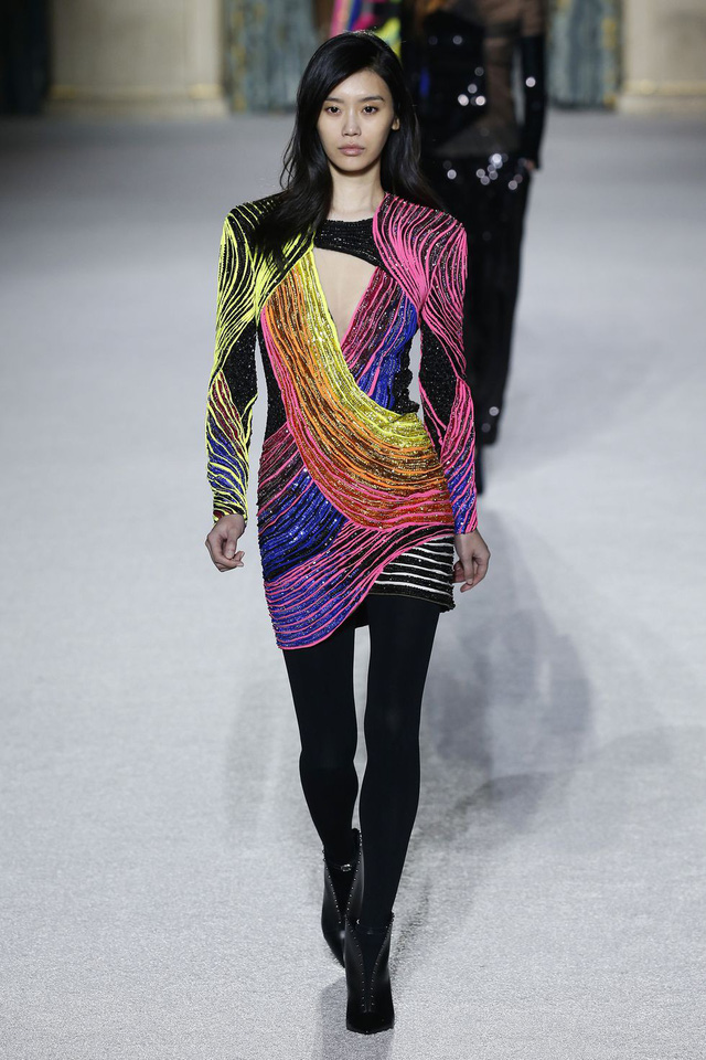 Những trang phục đẹp nhất tại tuần lễ thời trang Paris - Ảnh 52.