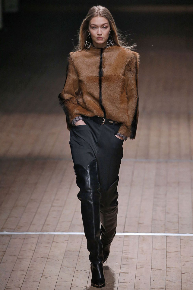 Những trang phục đẹp nhất tại tuần lễ thời trang Paris - Ảnh 58.