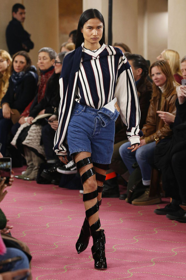 Những trang phục đẹp nhất tại tuần lễ thời trang Paris - Ảnh 66.