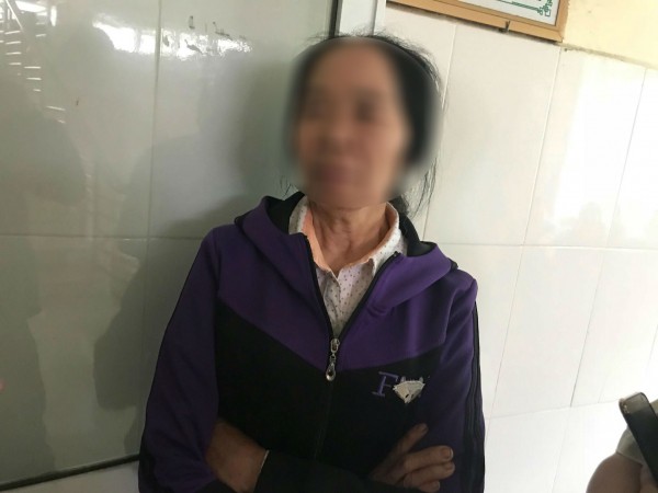 Bố cô giáo trẻ bị chồng cũ tạt axit: “Ai nghĩ được nông nỗi này!” - Ảnh 6. Bố cô giáo trẻ bị chồng cũ tạt axit: “Ai nghĩ được nông nỗi này!” - Ảnh 6.