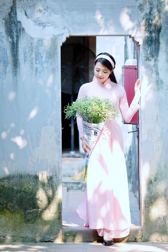 Vẻ đẹp dịu dàng của cô gái Hà thành trong những ngày nắng nhẹ - Ảnh 22.