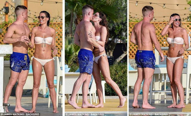 Danielle Lloyd: Sinh 4 con, dáng vẫn đẹp, eo vẫn thon! - Ảnh 2.