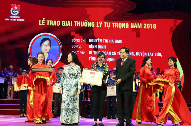 Cô gái đất võ Tây Sơn duy nhất nhận giải thưởng Lý Tự Trọng 2018 - Ảnh 2.