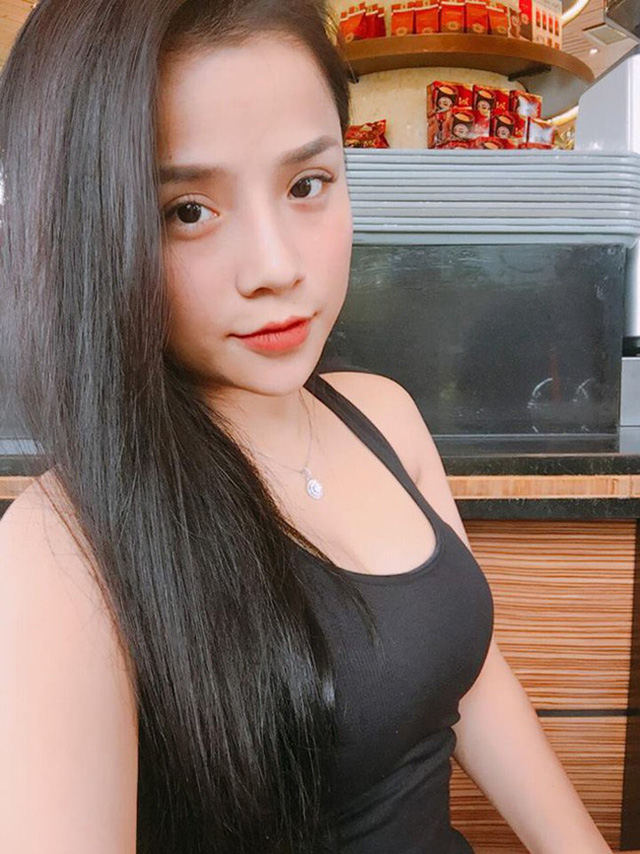 Hé lộ bạn gái siêu xinh của thủ môn Văn Lâm - Ảnh 38. Hé lộ bạn gái siêu xinh của thủ môn Văn Lâm - Ảnh 38.