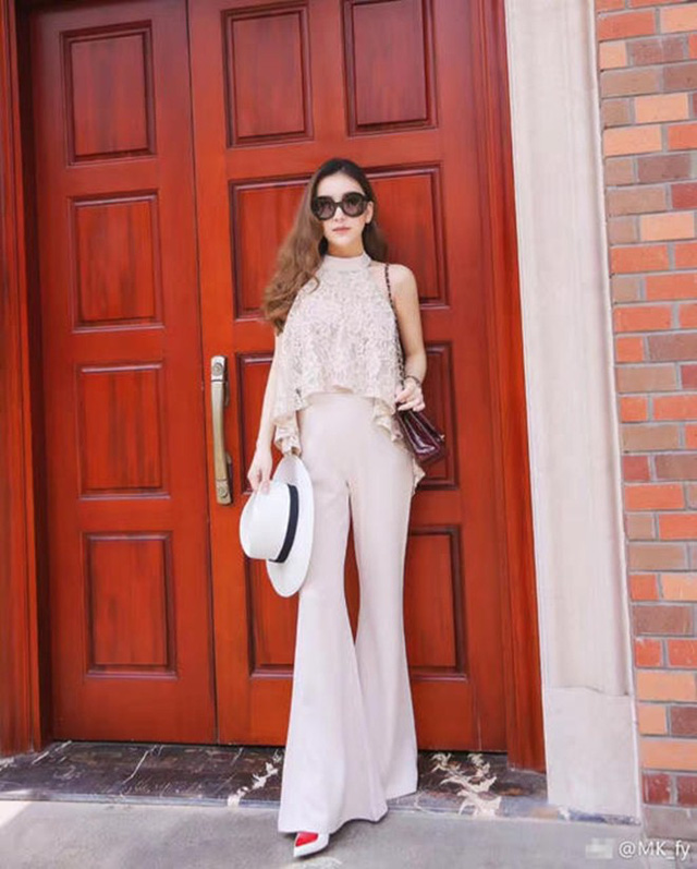 Kỷ niệm một năm ng&agrave;y cưới, Qu&aacute;ch Ph&uacute; Th&agrave;nh đưa vợ trẻ đi du lịch - Ảnh 20.