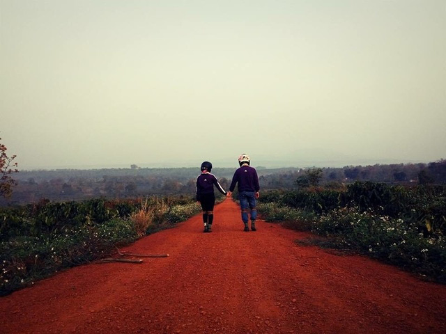 Cặp đ&ocirc;i m&ecirc; phượt, đi hết 42 tỉnh th&agrave;nh trước khi về chung một nh&agrave; - Ảnh 16.