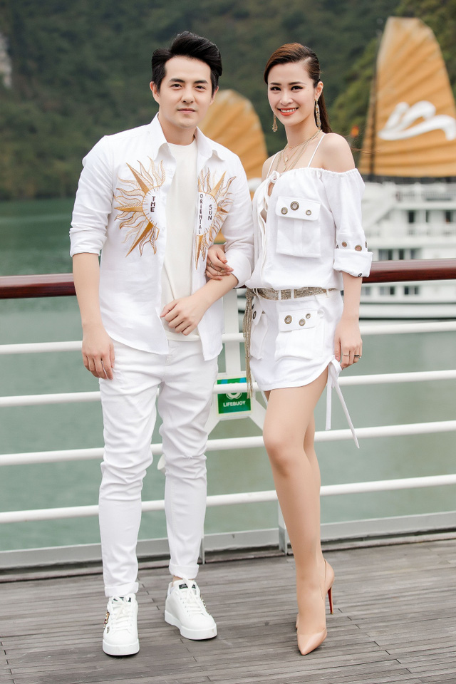 Nhã Phương, Nam Em rạng rỡ giữa scandal, Tiêu Châu Như Quỳnh phản cảm với đồ xuyên thấu - Ảnh 10. Nhã Phương, Nam Em rạng rỡ giữa scandal, Tiêu Châu Như Quỳnh phản cảm với đồ xuyên thấu - Ảnh 10.