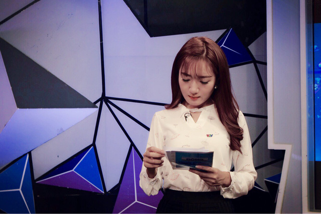 Nhan sắc nữ MC VTV đạt Á quân Cầu vồng 2009 từng sợ hãi đám đông - Ảnh 4. Nhan sắc nữ MC VTV đạt Á quân Cầu vồng 2009 từng sợ hãi đám đông - Ảnh 4.