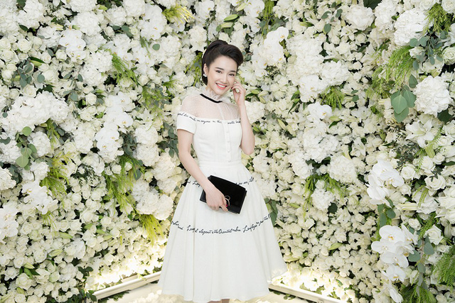 Nhã Phương xinh đẹp đọ dáng cùng bạn gái Phan Thành - Ảnh 6. Nhã Phương xinh đẹp đọ dáng cùng bạn gái Phan Thành - Ảnh 6.