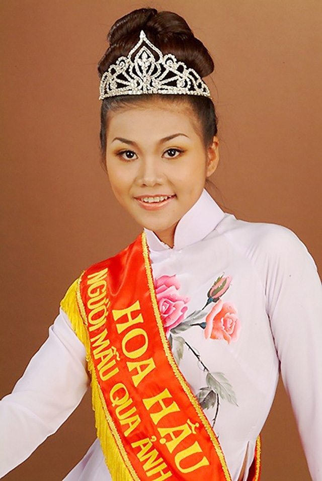 Hà Hồ - Thanh Hằng: Sự nghiệp tương đồng, tình duyên trái ngược - Ảnh 20. Hà Hồ - Thanh Hằng: Sự nghiệp tương đồng, tình duyên trái ngược - Ảnh 20.