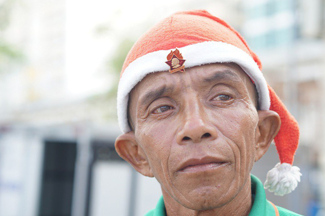 Người đàn ông có ngoại hình khá giống cựu Tổng thống Obama gây sốt mạng - Ảnh 2. Người đàn ông có ngoại hình khá giống cựu Tổng thống Obama gây sốt mạng - Ảnh 2.