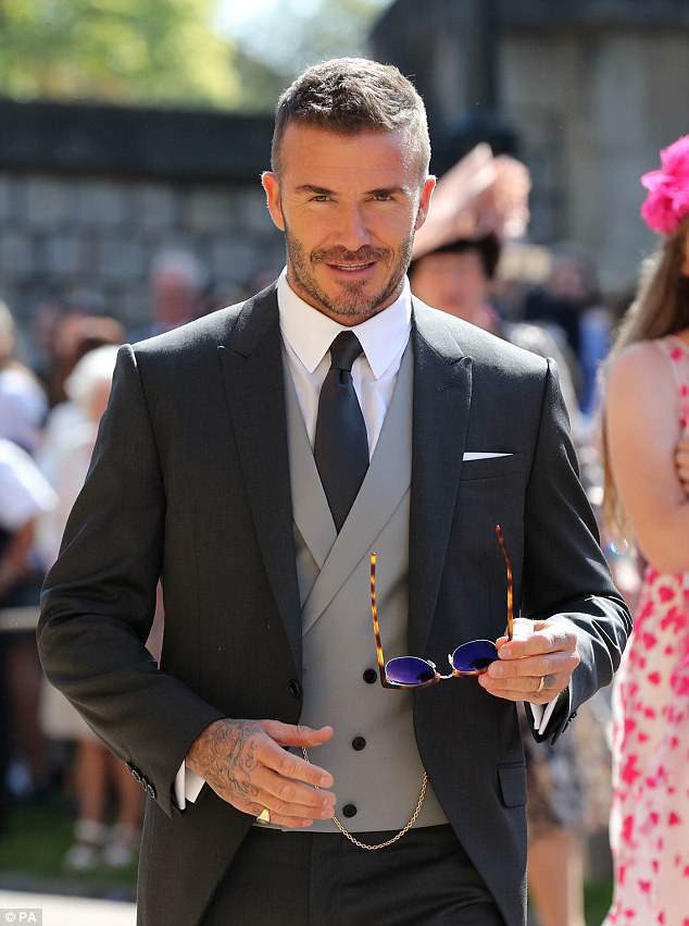 Vợ chồng Beckham nổi bật giữa dàn sao tham dự đám cưới của hoàng tử Harry - Ảnh 10. Vợ chồng Beckham nổi bật giữa dàn sao tham dự đám cưới của hoàng tử Harry - Ảnh 10.