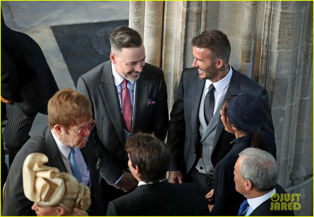 Vợ chồng Beckham nổi bật giữa dàn sao tham dự đám cưới của hoàng tử Harry - Ảnh 18. Vợ chồng Beckham nổi bật giữa dàn sao tham dự đám cưới của hoàng tử Harry - Ảnh 18.