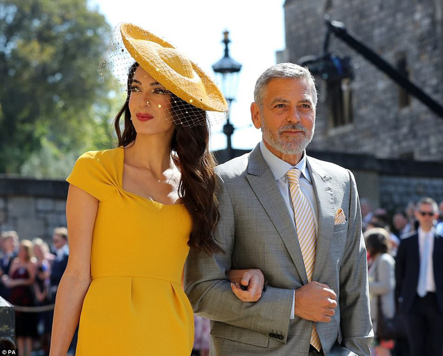 Vợ chồng George Clooney thanh lịch dự đám cưới hoàng gia - Ảnh 7. Vợ chồng George Clooney thanh lịch dự đám cưới hoàng gia - Ảnh 7.