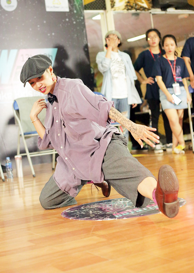 Vũ đạo nóng bỏng của các cô gái khi thi đấu hiphop - Ảnh 3. Vũ đạo nóng bỏng của các cô gái khi thi đấu hiphop - Ảnh 3.