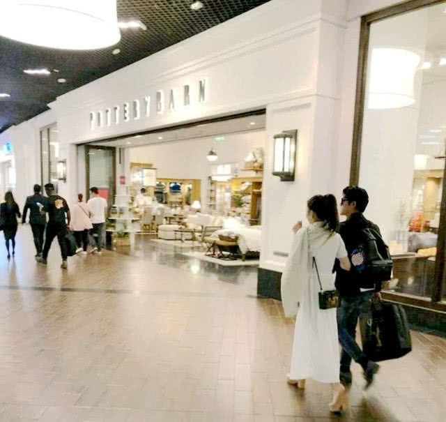 C&ocirc;ng ch&uacute;a của Qu&aacute;ch Ph&uacute; Th&agrave;nh lần đầu lộ diện - Ảnh 10.