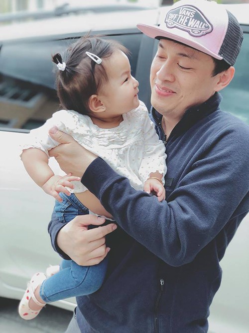 Hà Anh khoe ảnh nuy thời còn con gái; Anh Thư khoe ảnh đi thi hoa hậu cách 18 năm - Ảnh 12. Hà Anh khoe ảnh nuy thời còn con gái; Anh Thư khoe ảnh đi thi hoa hậu cách 18 năm - Ảnh 12.