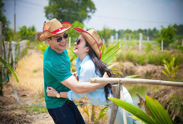 Quốc Cơ, Quốc Nghiệp chấn động thế giới: Vợ xinh đa tài, muôn người phát ghen - Ảnh 36. Quốc Cơ, Quốc Nghiệp chấn động thế giới: Vợ xinh đa tài, muôn người phát ghen - Ảnh 36.