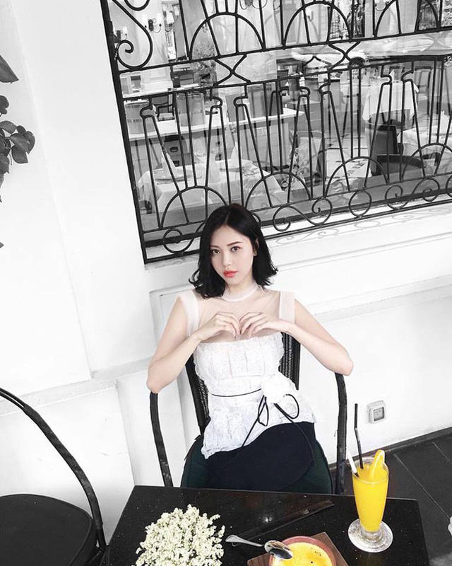 Hot girl Nóng cùng World Cup thay đổi ngoạn mục sau 4 năm - Ảnh 28.