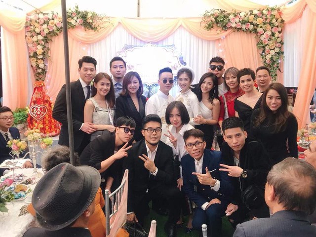 Hot girl Tr&acirc;m Anh hạnh ph&uacute;c khoe bụng bầu - Ảnh 8.