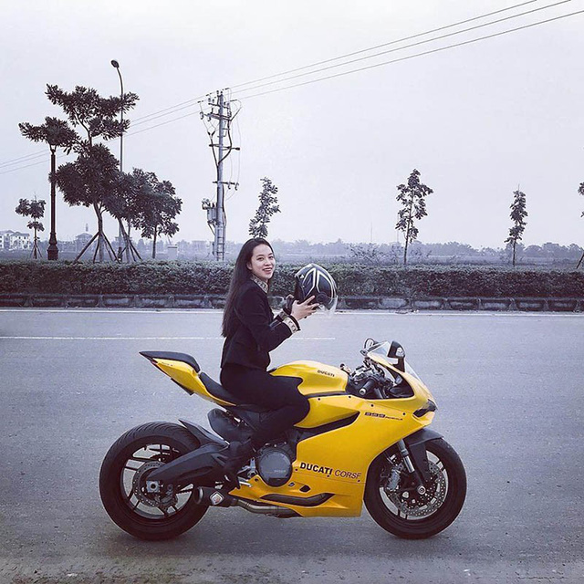 Hot girl xứ Huế 25 tuổi, m&ecirc; xe ph&acirc;n khối lớn, sở hữu 20 cửa h&agrave;ng - Ảnh 4.