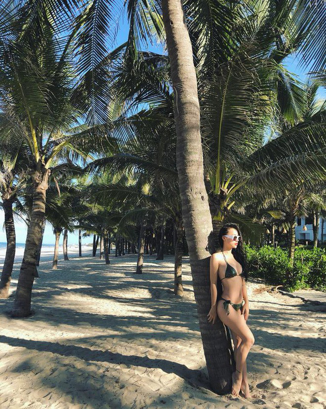 Ngắm ảnh bikini bốc lửa của nữ DJ hot v&agrave; gợi cảm nhất H&agrave; th&agrave;nh - Ảnh 8.