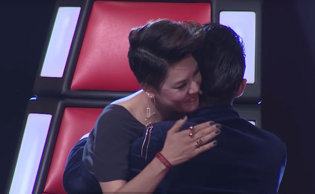 Noo Phước Thịnh x&uacute;c động bật kh&oacute;c khi học tr&ograve; được cứu - Ảnh 8.