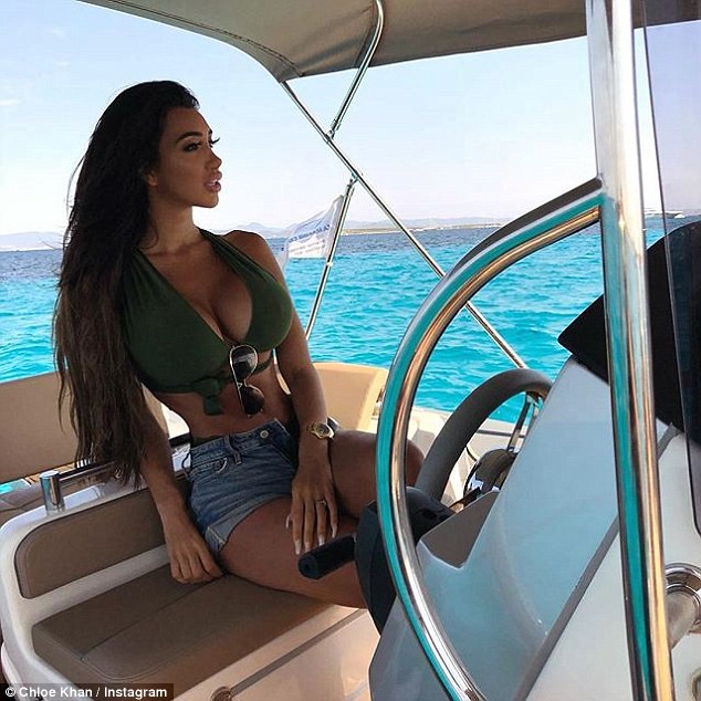 &ldquo;Si&ecirc;u v&ograve;ng một&rdquo; Chloe Khan khoe th&acirc;n tr&ecirc;n tạp ch&iacute; Playboy - Ảnh 8.